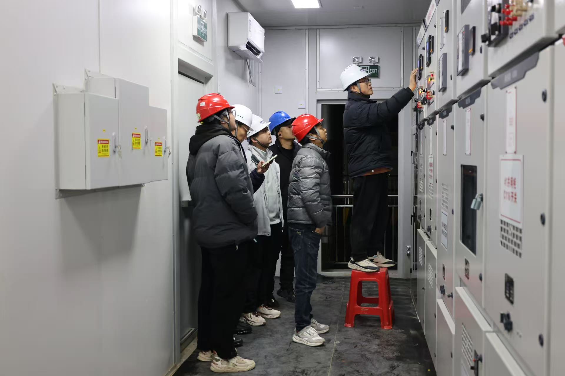 44c93cd2415270754fc9156645436dbc.jpg 44c93cd2415270754fc9156645436dbc.jpg